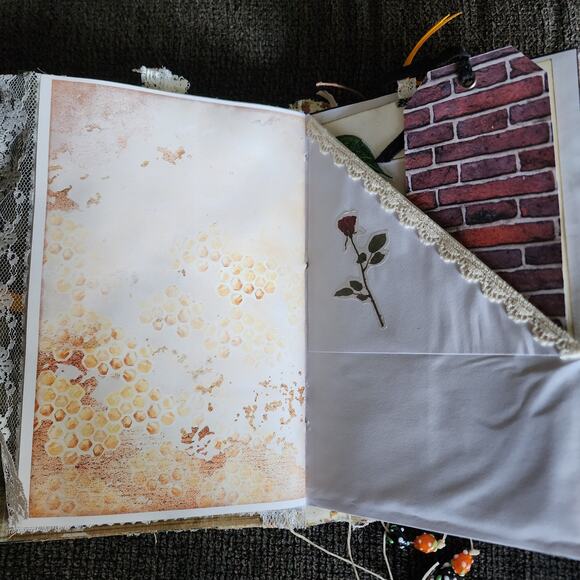 ADORABLE "BEE" Junk Journal, 9in x 6in x 1.75in, 166 pages - Picture 5 of 14